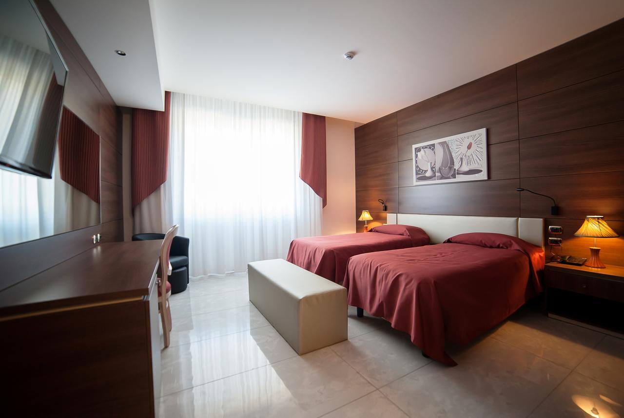 Family Center Hotel Atena Lucana Zewnętrze zdjęcie